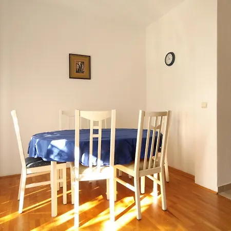 Apartment Plat 4792b *