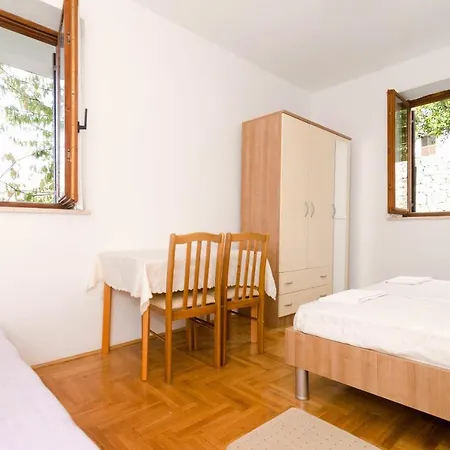 Plat 4792b Apartment